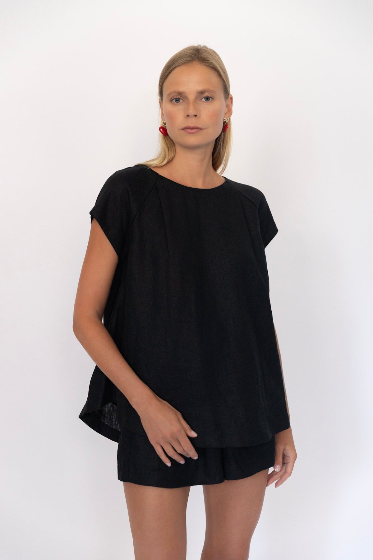 Linen Tunic in Black